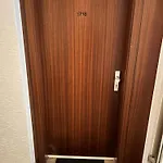 Menges Lägenhet